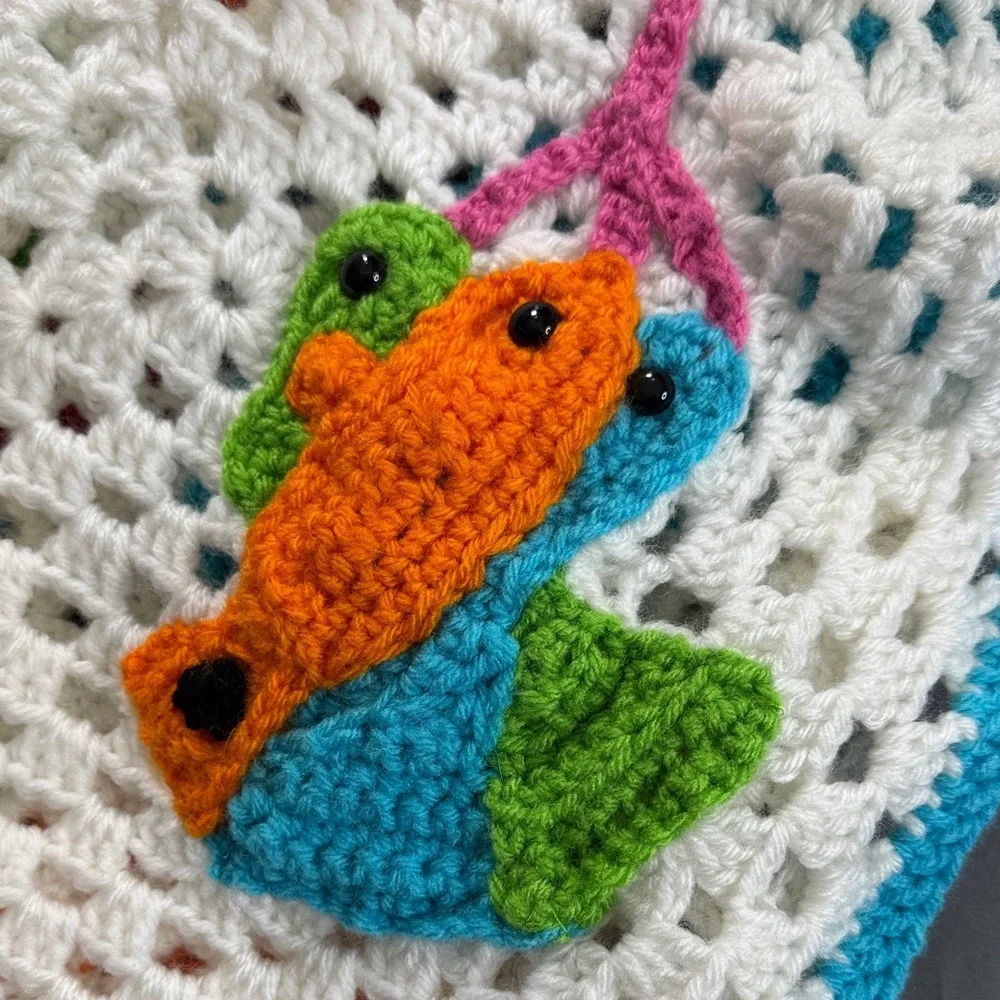 Handmade‎ Crochet Baby Blanket Penguin Bunny Reversible White Teal Granny Square